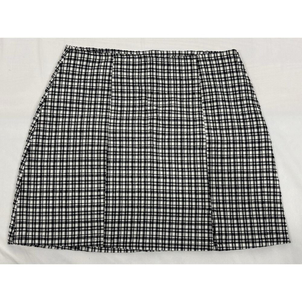 BDG Urban Outfitters Mini Skirt Black White Plaid Check Slit 90s Academia M
